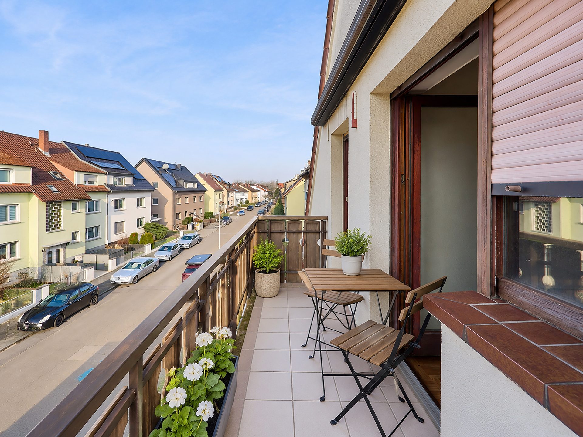 Immobilienangebot - Mannheim - Alle - Zweifamilienhaus mit ausgebautem Dach im Dornröschenschlaf