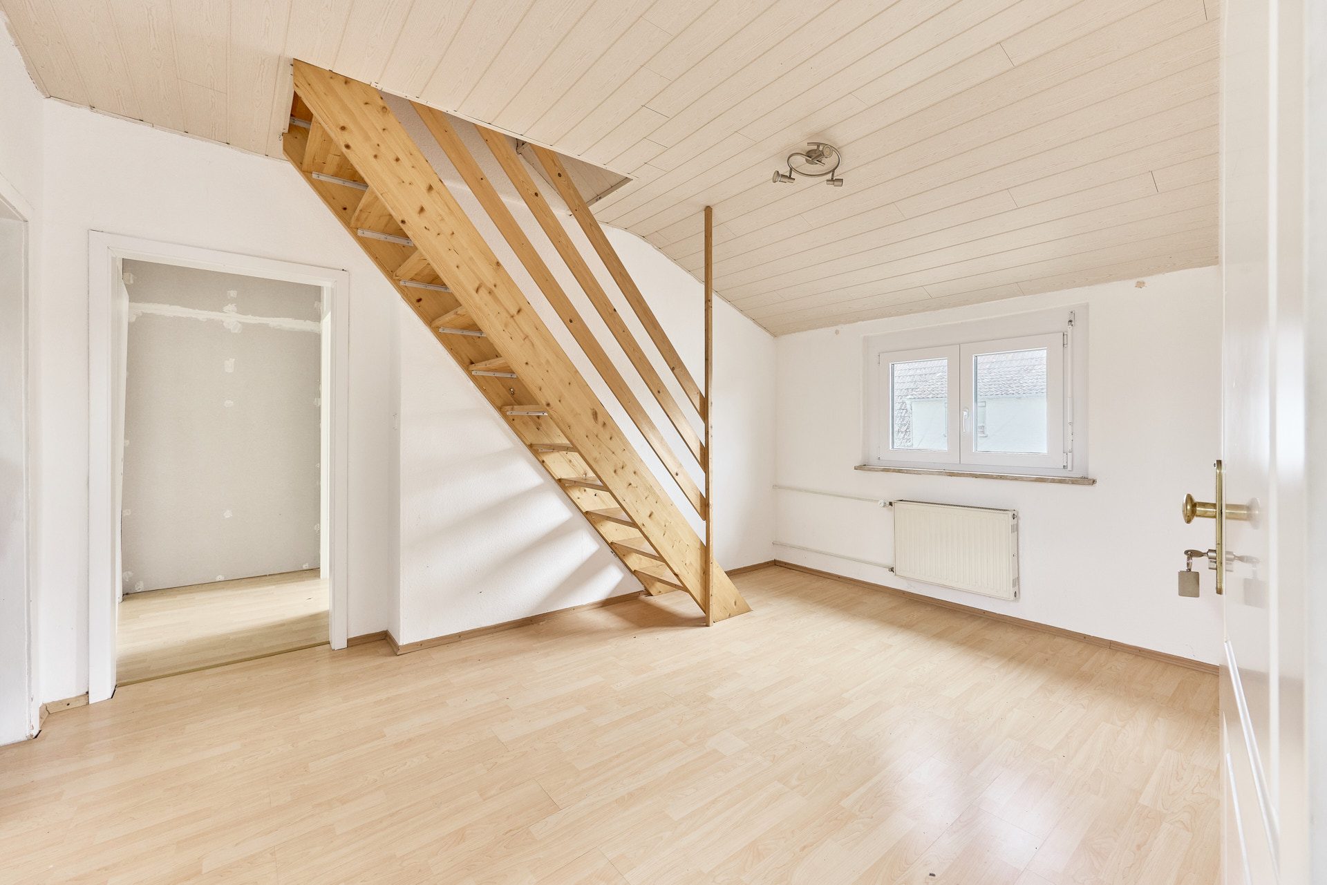 Immobilienangebot - Schriesheim - Alle - Drei Wohneinheiten, ein Zuhause voller Möglichkeiten auf Erbpacht