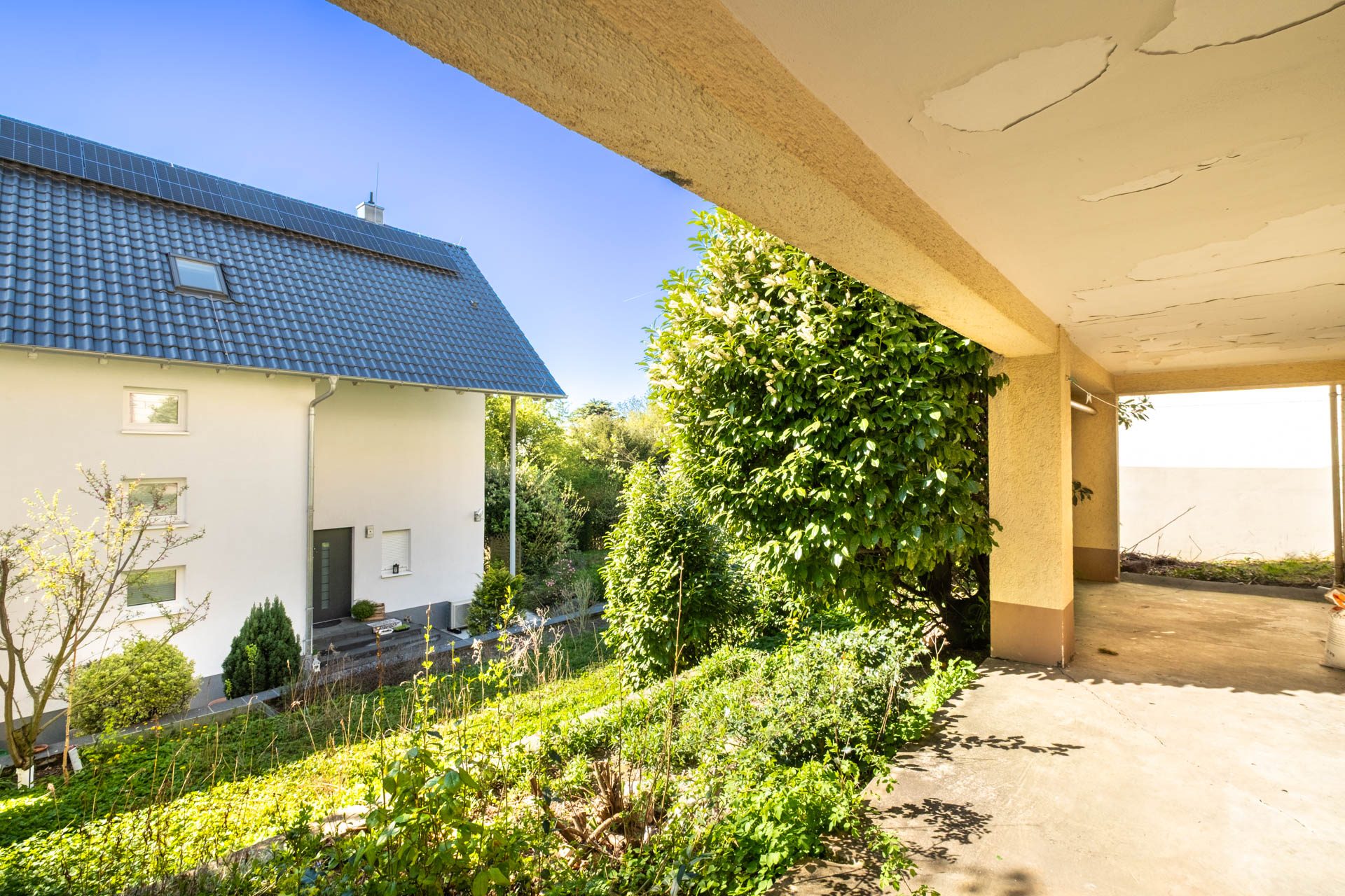 Immobilienangebot - Heidelberg - Alle - Sanierungsbedürftiges Einfamilienhaus mit 7 Zimmern, 2 Balkonen, Garten und Stellplatz
