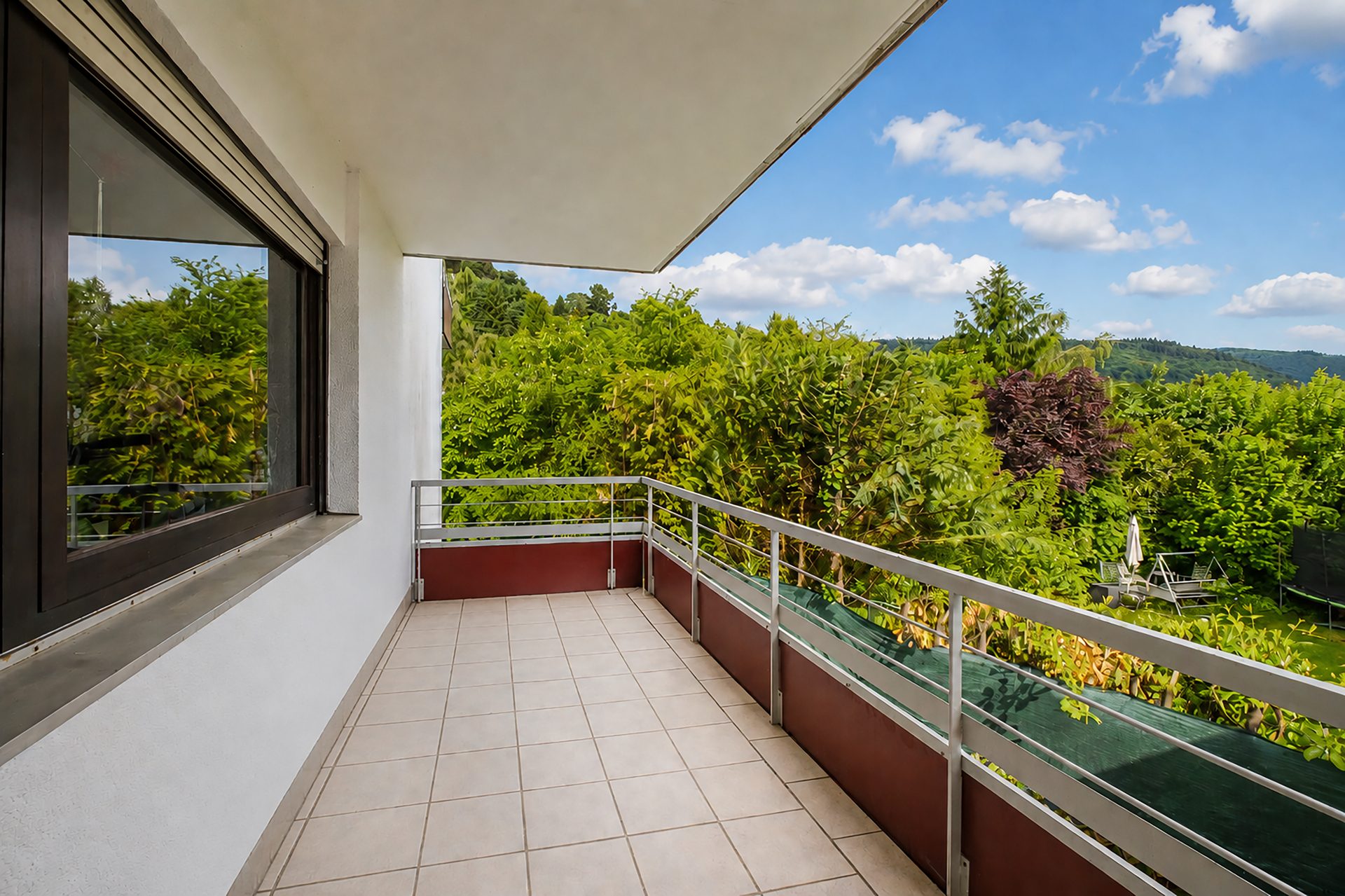 Immobilienangebot - Heidelberg / Ziegelhausen - Alle - Wohnen im Grünen: 3-Zimmer- Wohnung mit 2 Balkonen und Stellplatz in Ziegelhausen