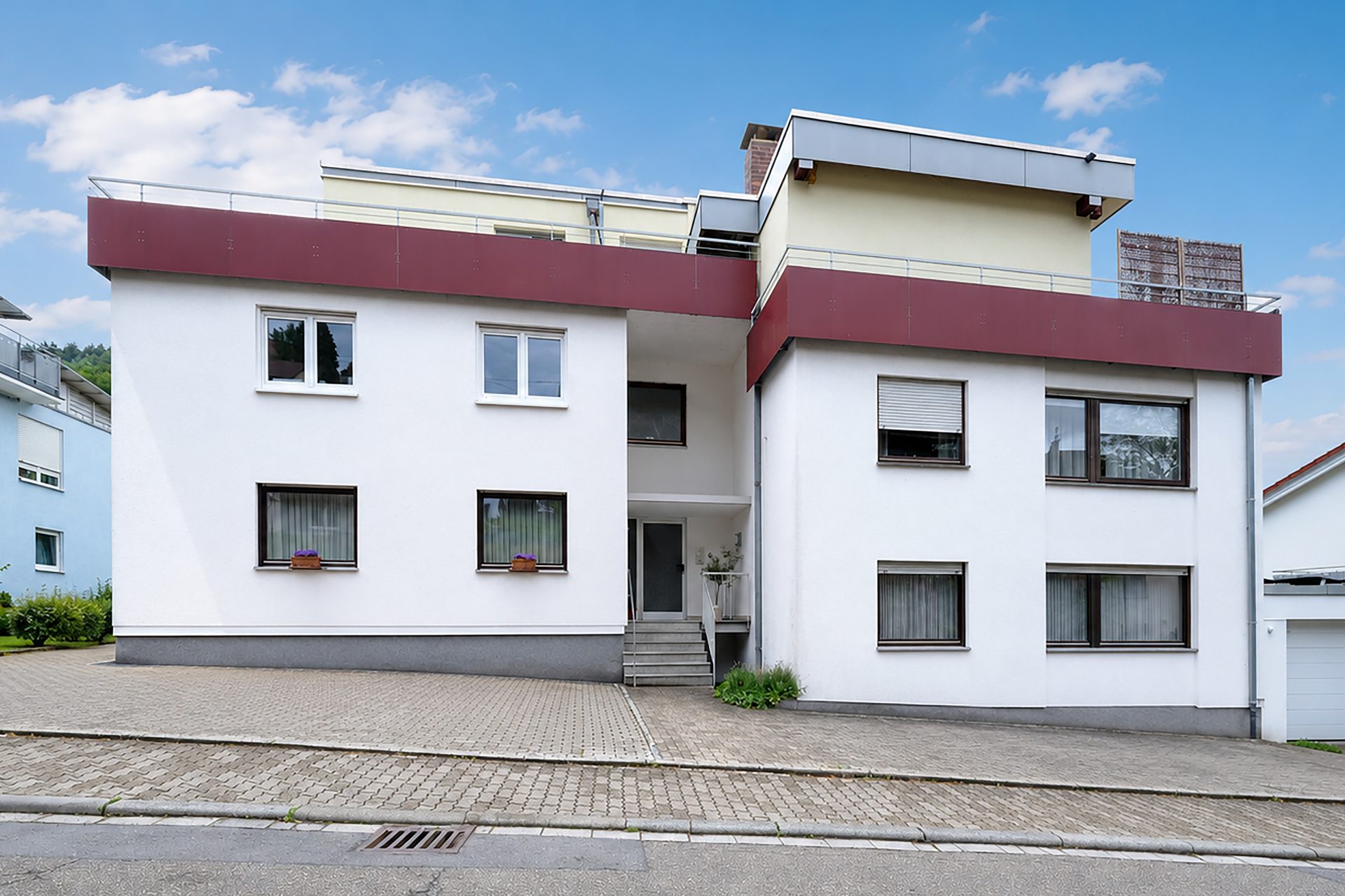 Immobilienangebot - Heidelberg / Ziegelhausen - Alle - Wohnen im Grünen: 3-Zimmer- Wohnung mit 2 Balkonen und Stellplatz in Ziegelhausen