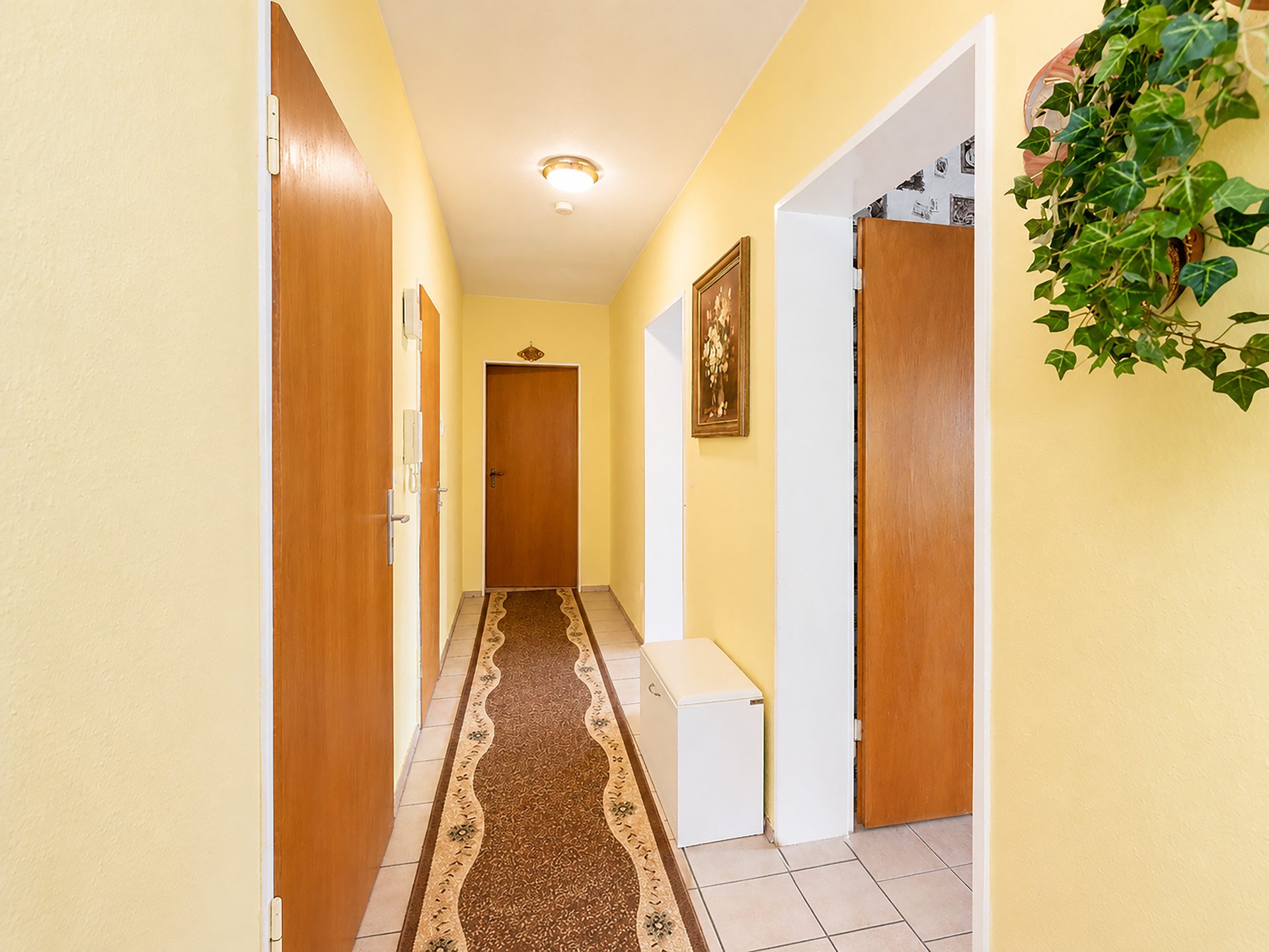 Immobilienangebot - Wiesloch - Alle - Top Kapitalanlage mit Entwicklungspotential: Dreifamilienhaus mit zwei Garagen in attraktiver Lage