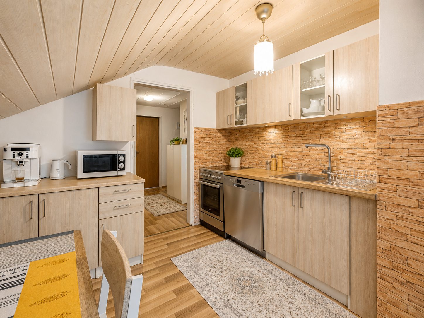 Immobilienangebot - Wiesloch - Alle - Top Kapitalanlage mit Entwicklungspotential: Dreifamilienhaus mit zwei Garagen in attraktiver Lage