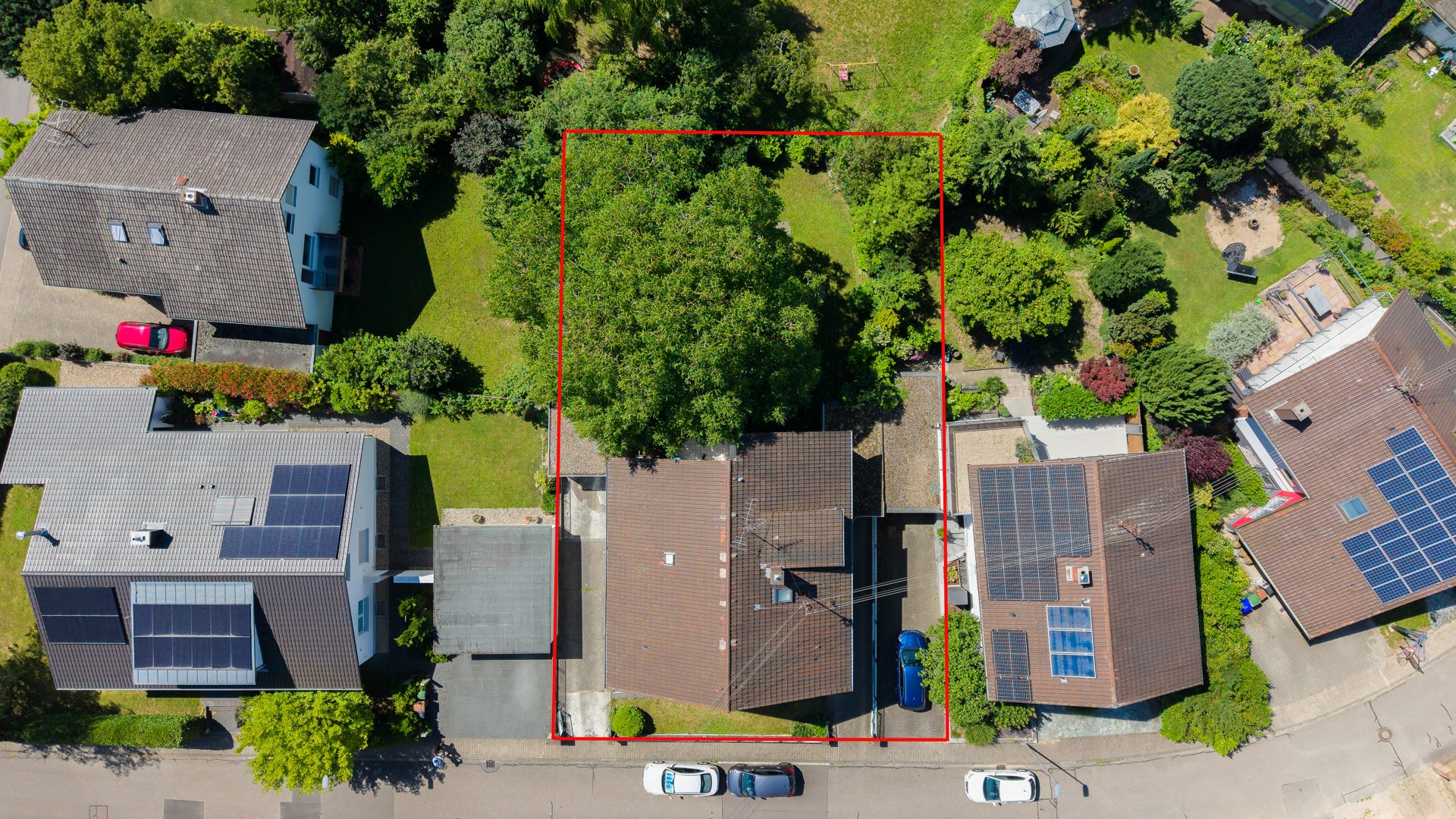 Immobilienangebot - Wiesloch - Alle - Top Kapitalanlage mit Entwicklungspotential: Dreifamilienhaus mit zwei Garagen in attraktiver Lage