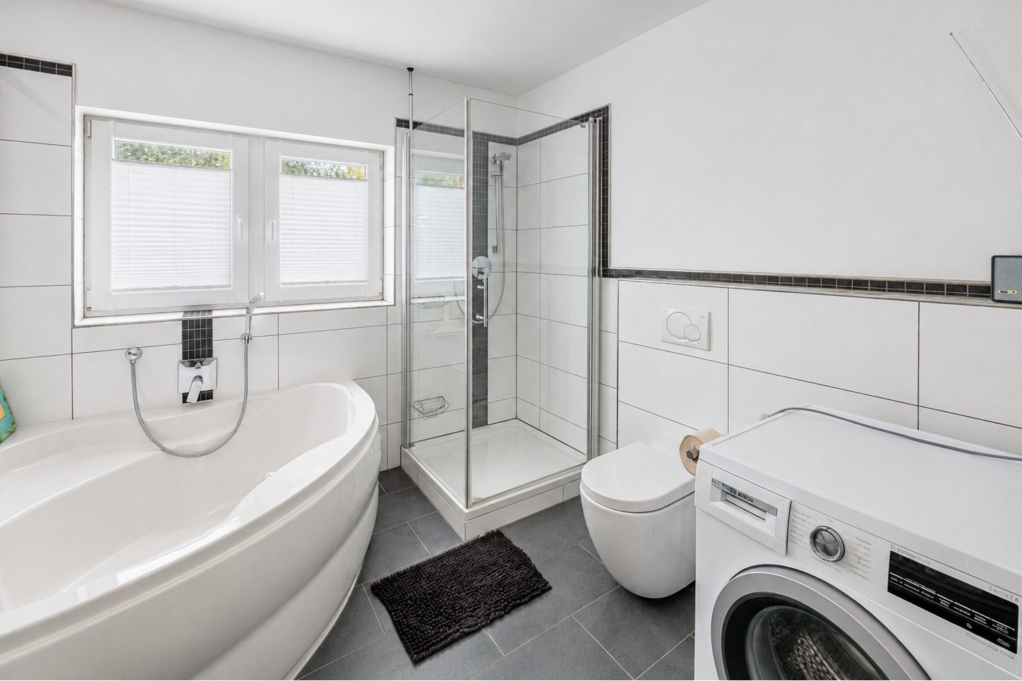 Immobilienangebot - Schönau - Alle - Naturoase in Schönau: Einfamilienhaus mit Einliegerwohnung, großem Garten und Sonnenterrasse