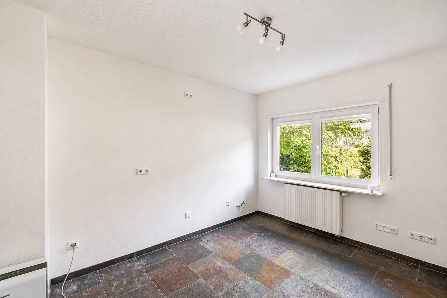 Immobilienangebot - Schönau - Alle - Naturoase in Schönau: Einfamilienhaus mit Einliegerwohnung, großem Garten und Sonnenterrasse