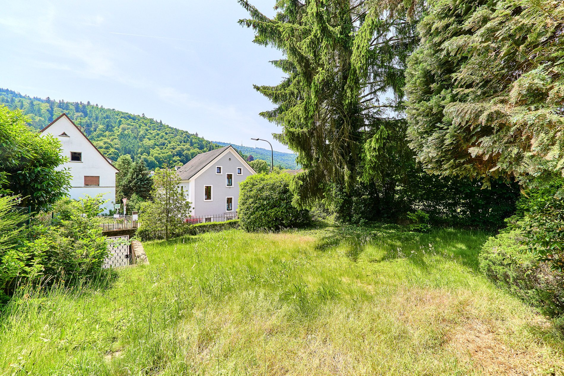 Immobilienangebot - Heidelberg - Grundstücke - Naturnah und bestens angebunden: Baugrundstück im Zentrum von Heidelberg-Ziegelhausen
