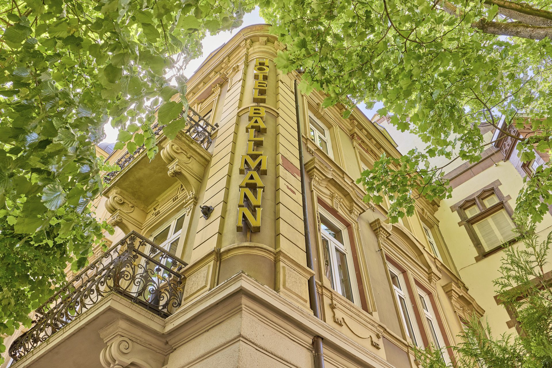 Immobilienangebot - Heidelberg - Alle - Weststadt-Juwel mit bewegter Historie:
 Geschäftshaus mit vielfältigen
Nutzungsoptionen