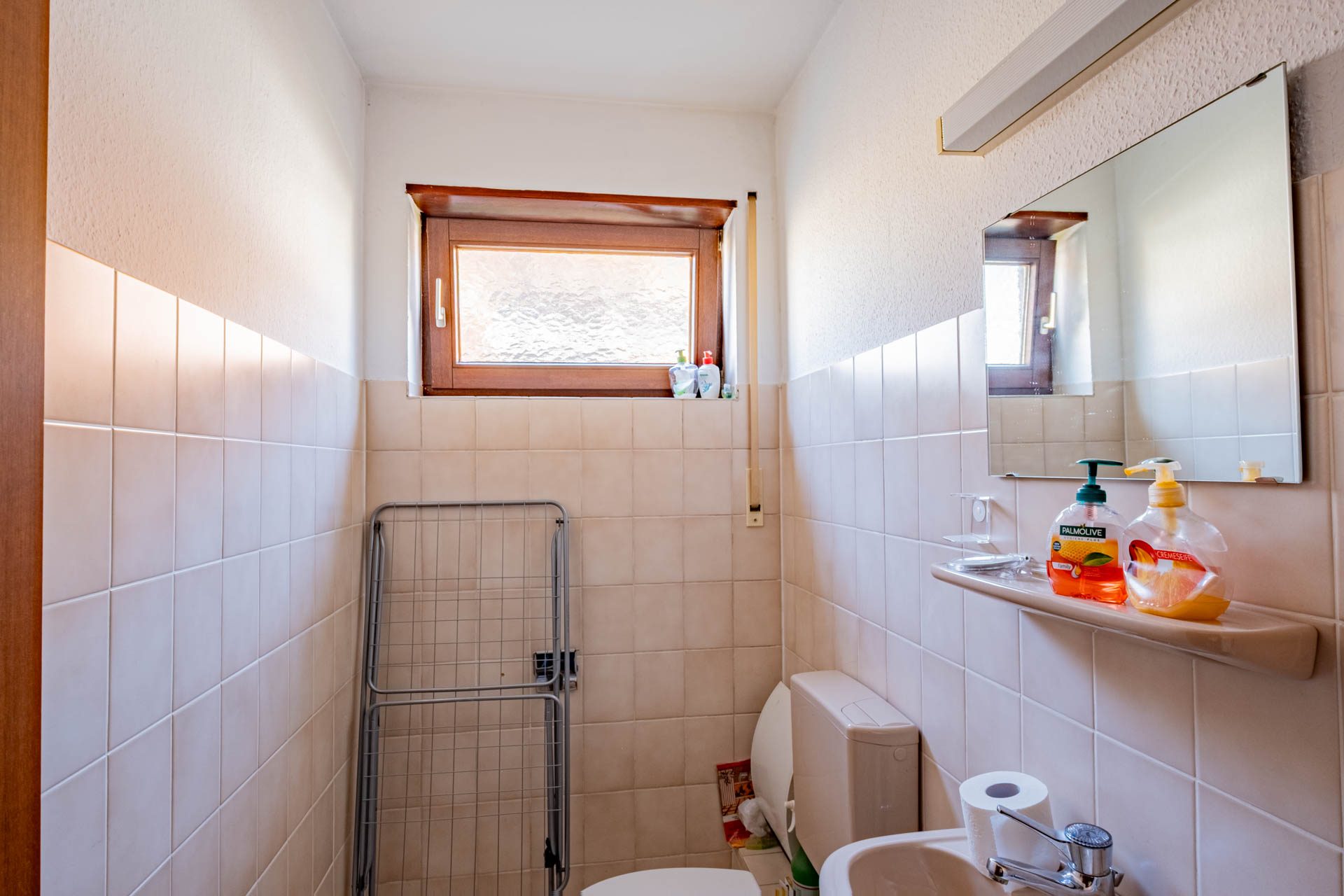 Immobilienangebot - Sandhausen - Alle - Sandhausen: Idyllisch gelegene 3-Zimmer-Wohnung mit Balkon und 2 Stellplätzen