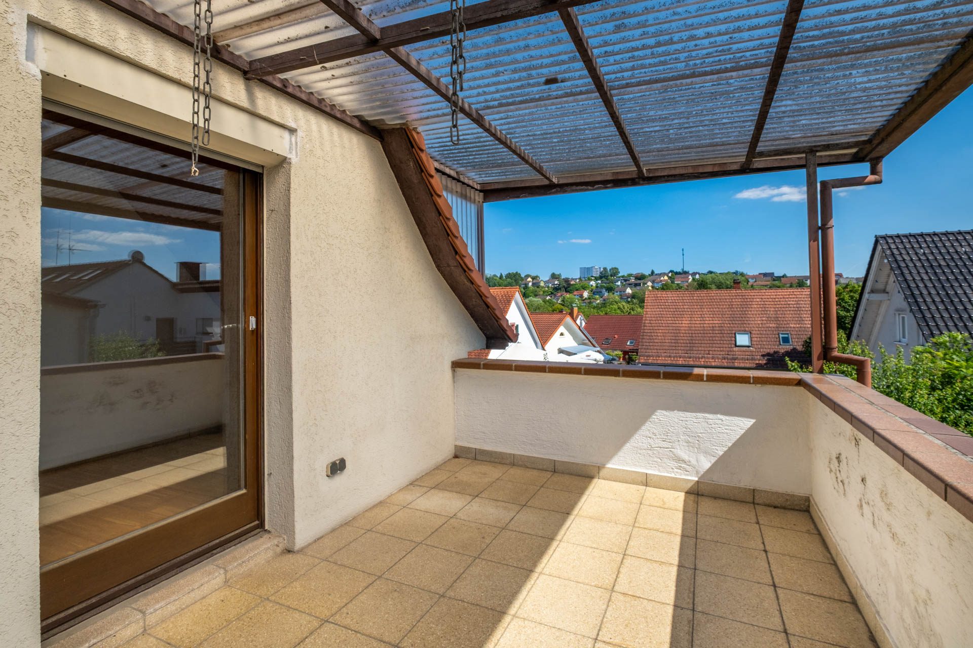 Immobilienangebot - Bammental - Alle - Klein, aber kann fein werden: Wohnhaus mit Garten, kleiner Garage und Gestaltungspotenzial