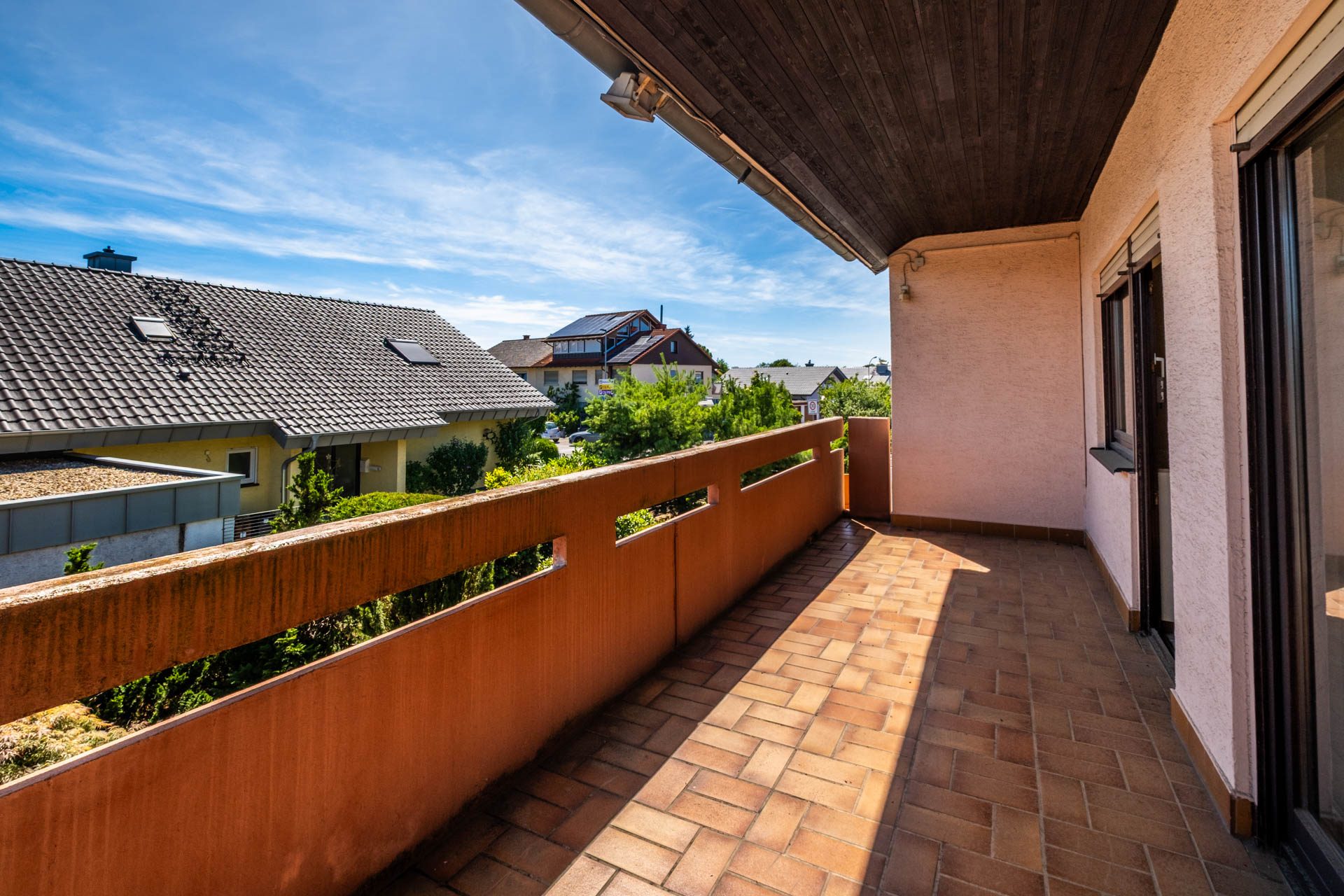 Immobilienangebot - Hockenheim - Alle - Erbpachtanwesen in Hockenheim: Doppelhaushälfte mit Garten, Garage und Gestaltungspotenzial