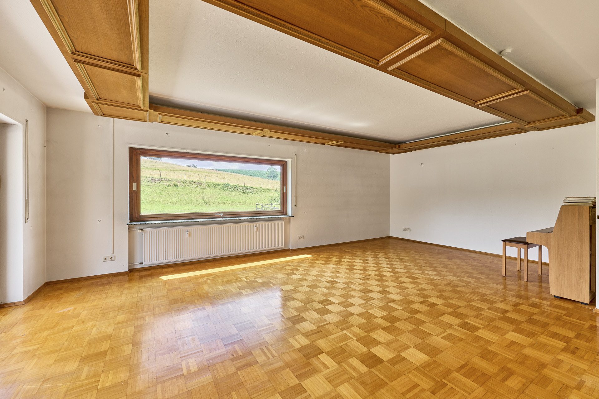 Immobilienangebot - Wiesenbach - Alle - MFH mit weitläufigem Garten, Naturblick und Urlaubsgefühlen - ideal für Eigennutzer & Kapitalanleger