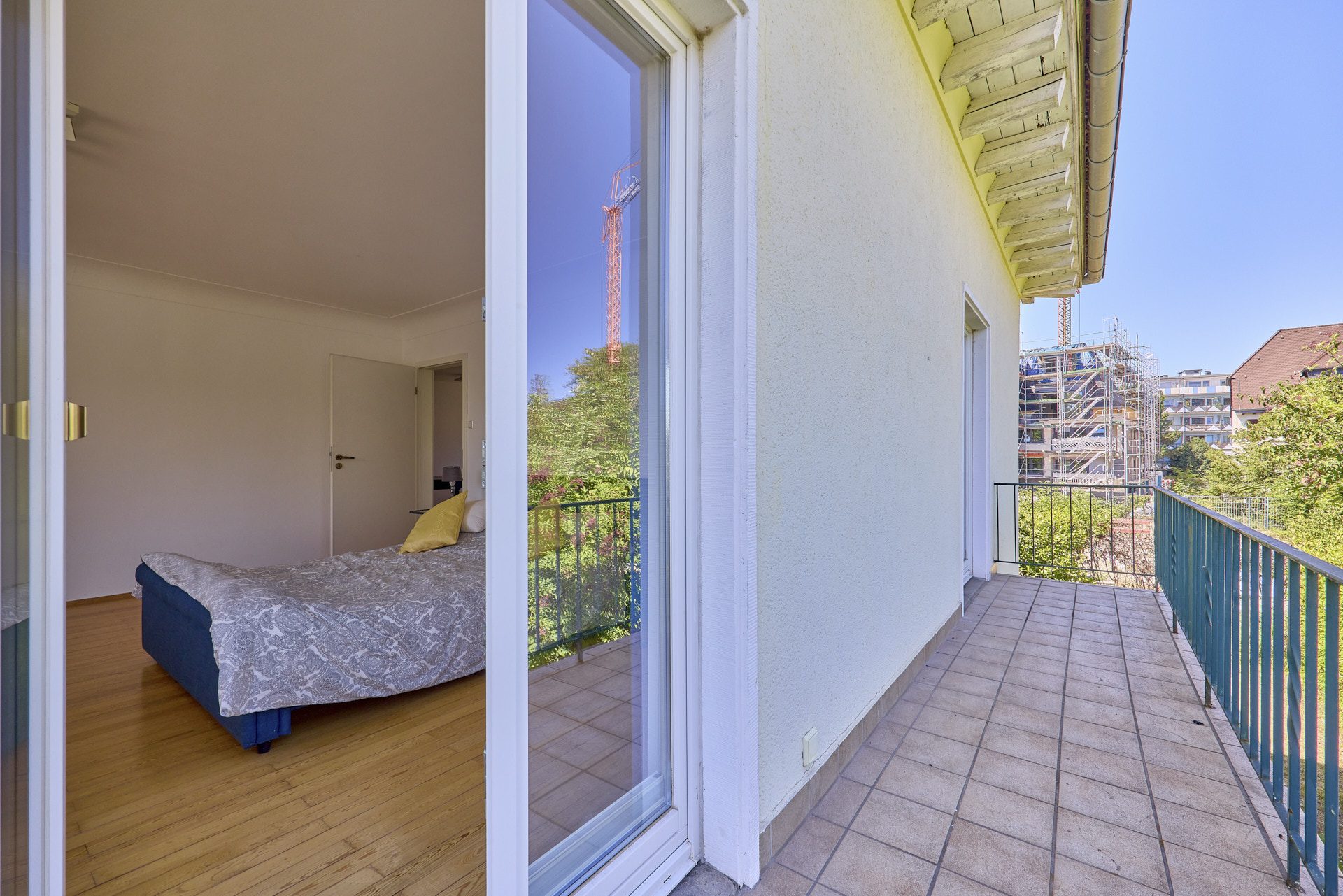 Immobilienangebot - Heidelberg - Alle - Wohnen in erster Reihe: Repräsentative Stadtvilla direkt am Neckar in HD-Neuenheim