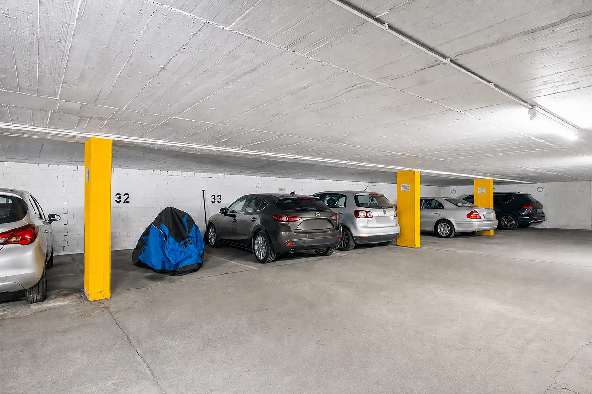 Immobilienangebot - Heidelberg - Alle - Top Lage: Renovierte 2-Zimmer-Wohnung mit Balkon
und Tiefgaragenstellplatz in HD-Handschuhsheim