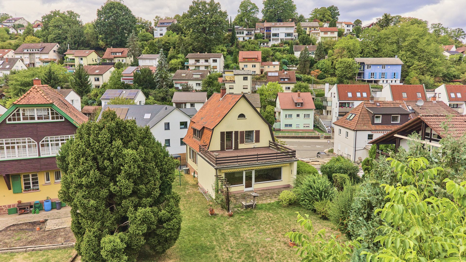 Immobilienangebot - Neckargemünd - Alle - Großzügiges Grundstück mit Ausbaupotenzial in zentraler Lage Neckargemünds