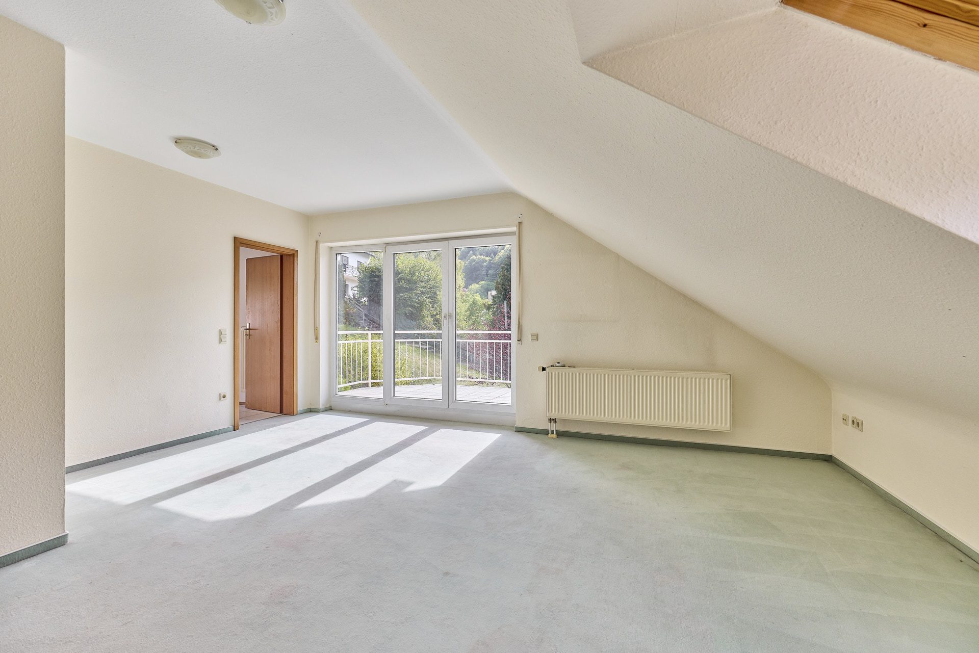Immobilienangebot - Heidelberg / Ziegelhausen - Alle - Wohnen mit Weitblick - Einfamilienhaus mit Einliegerwohnung