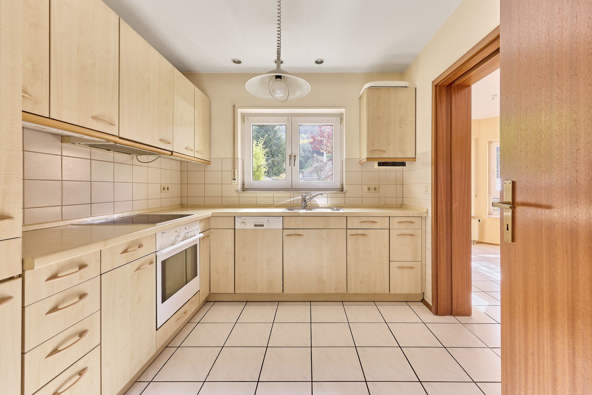 Immobilienangebot - Heidelberg / Ziegelhausen - Alle - Wohnen mit Weitblick - Einfamilienhaus mit Einliegerwohnung