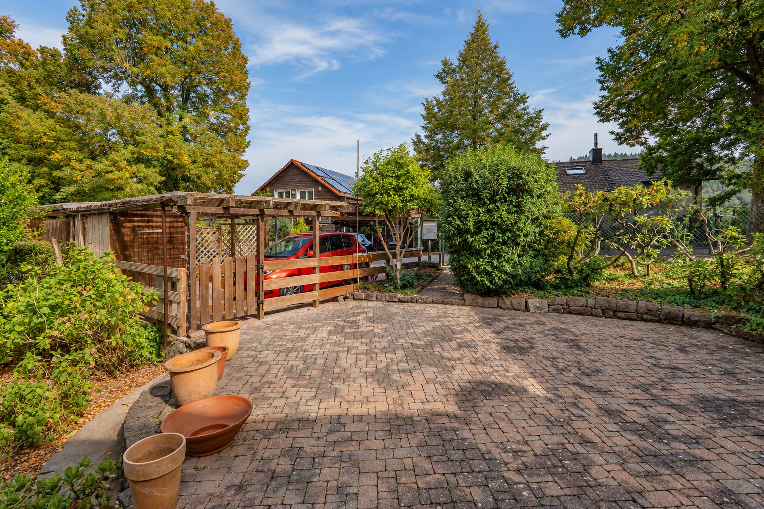 Immobilienangebot - Neckargemünd - Alle - Freistehendes Einfamilienhaus in außergewöhnlich ruhiger Lage von Neckargemünd