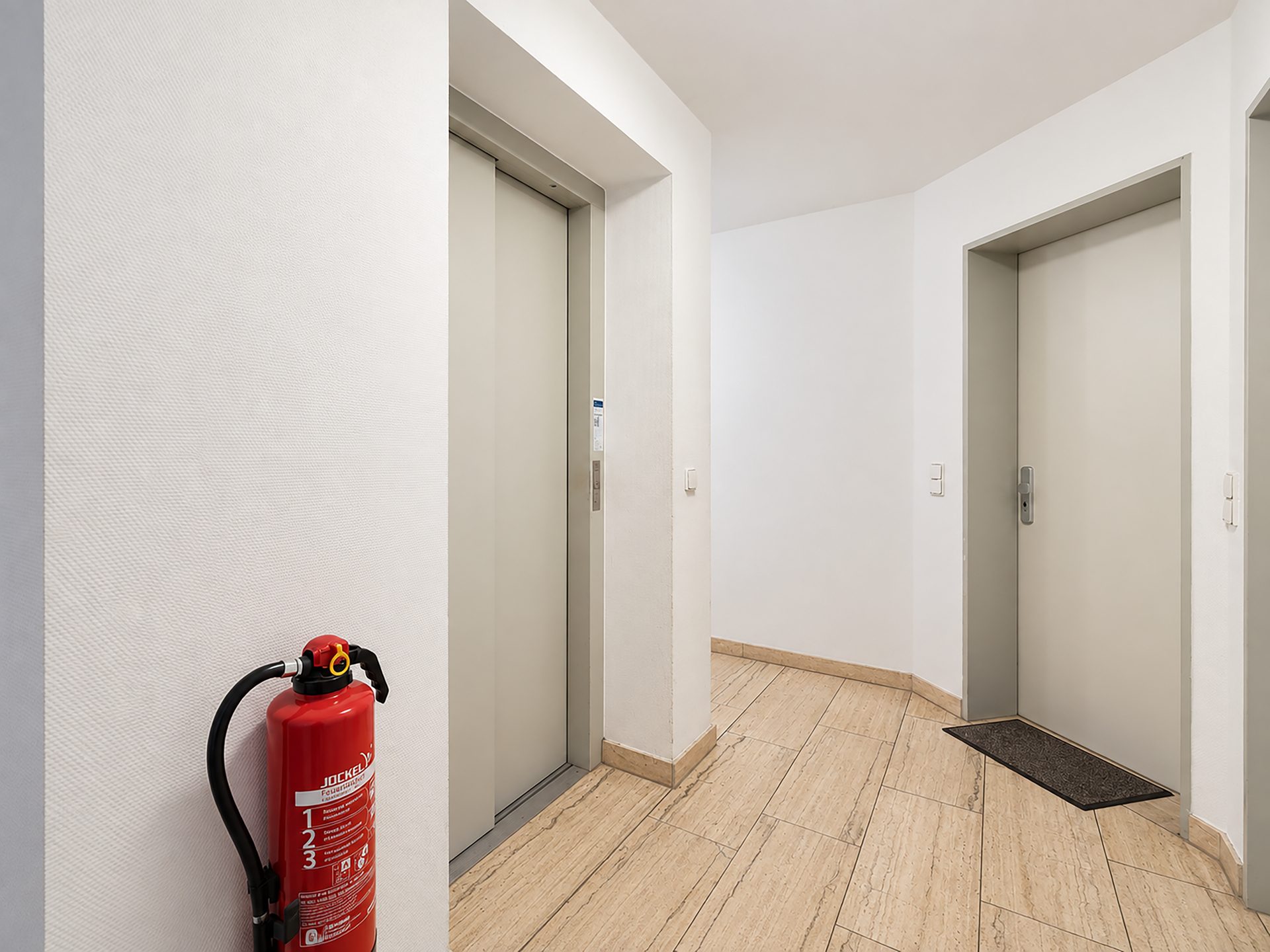 Immobilienangebot - Heidelberg - Alle - Top-Lage HD-Altstadt! Kapitalanlage oder Selbstnutzung: 1-Zimmer-Wohnung mit Terrasse und Kellerraum