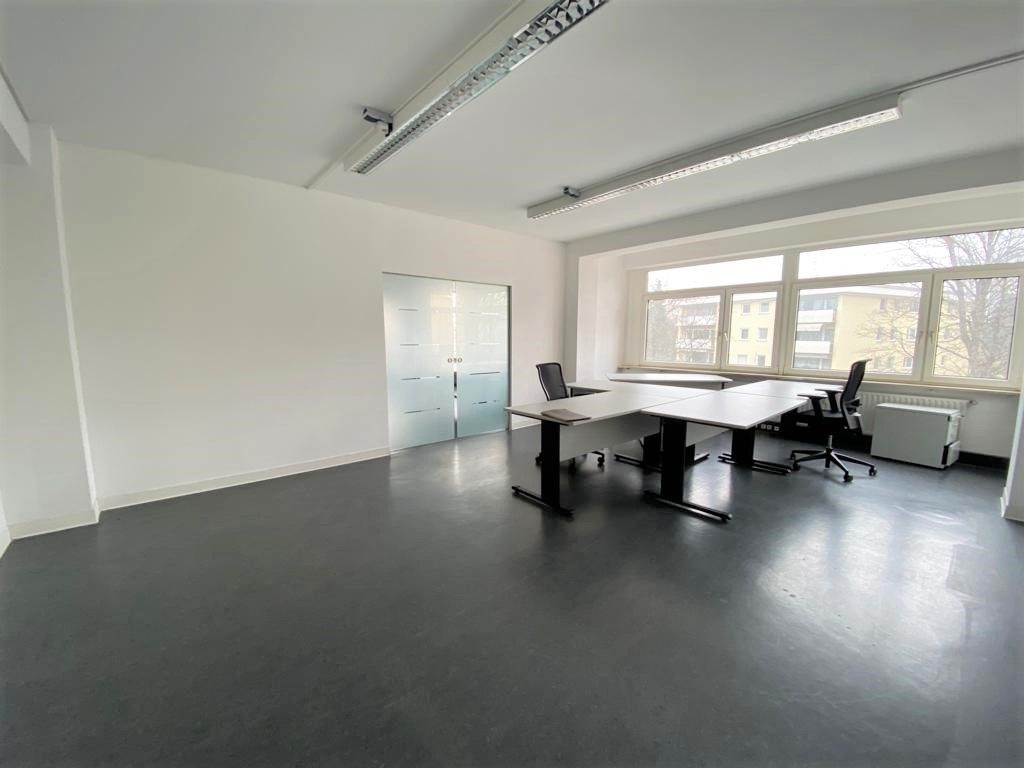 Stock Real Estate GmbH - Immobilienangebot - 81737 München - Ramersdorf-Perlach - Büro / Praxis / Ausstellungsräume - Helle Büroräume mit Dachterrasse
