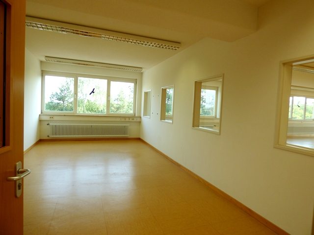Stock Real Estate GmbH - Immobilienangebot - 85748 Garching bei München - Garching b.München - Büro / Praxis / Ausstellungsräume - gepflegte Büroeinheit in ruhiger Lage