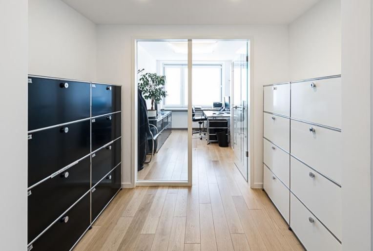 Stock Real Estate GmbH - Immobilienangebot - 80469 München - Altstadt-Lehel - Büro / Praxis / Ausstellungsräume - Top Innenstadtlage | barrierefreier Zugang | Klimatisierung