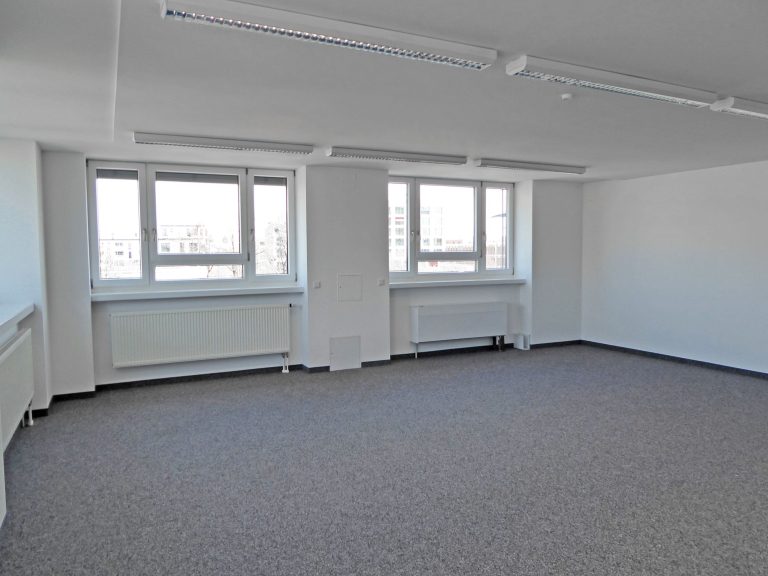 Stock Real Estate GmbH - Immobilienangebot - 80807 München - Schwabing-Freimann - Büro / Praxis / Ausstellungsräume - Helles Büro in Schwabing