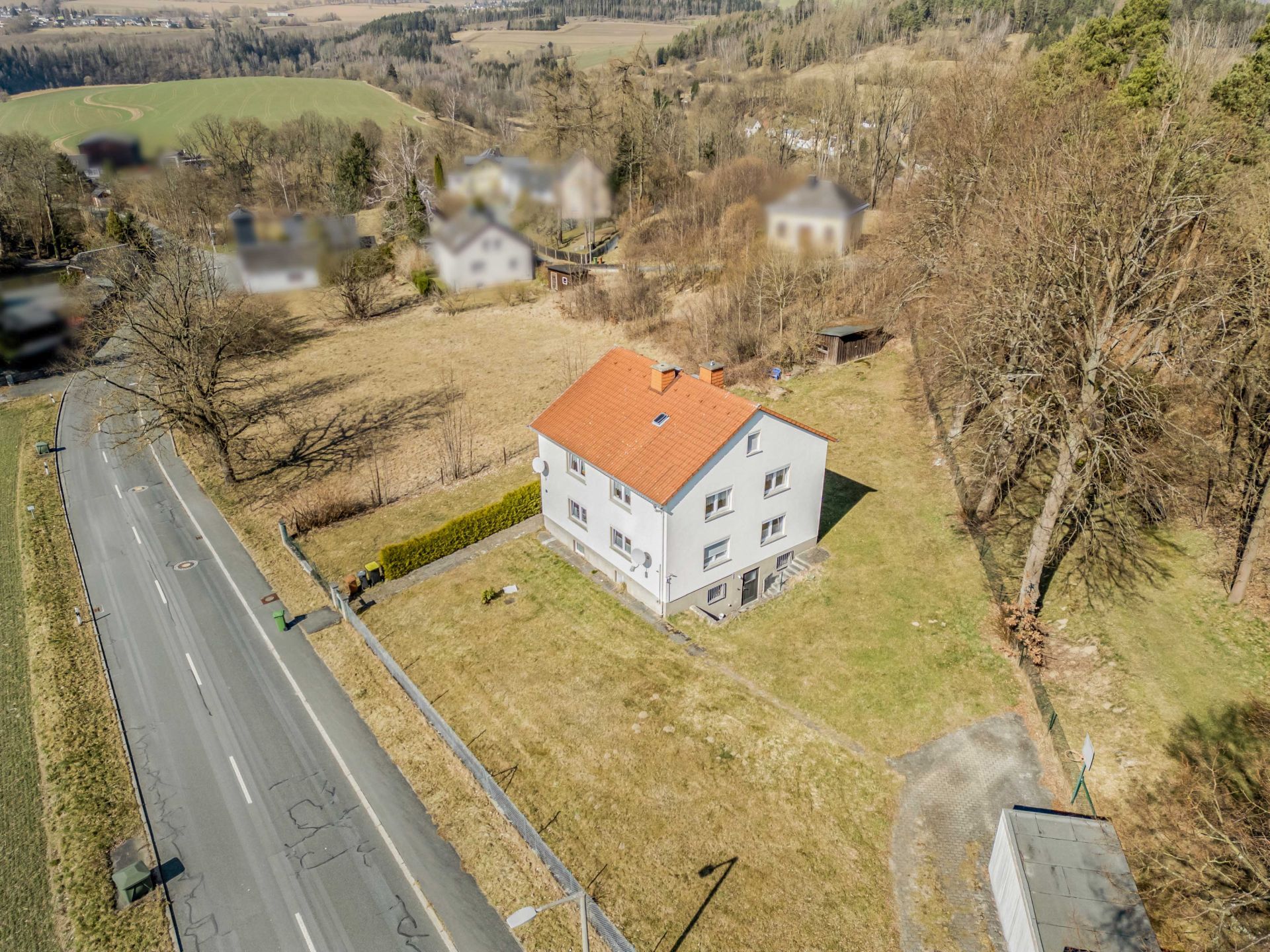 Immobilienangebot - Berg - Häuser - Vermietetes Zweifamilienhaus mit schönen Weitblicken