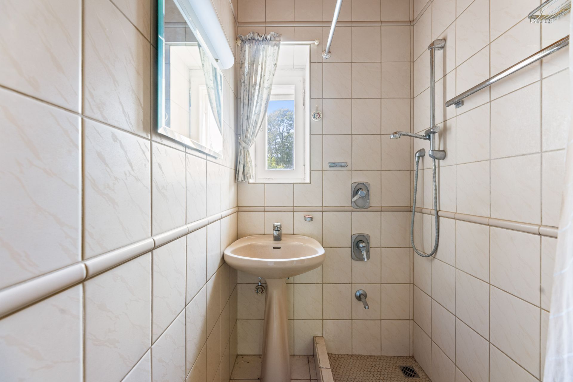Immobilienangebot - Münchberg - Häuser - Familienglück in Münchberg: Charmante Doppelhaushälfte mit Gestaltungspotenzial