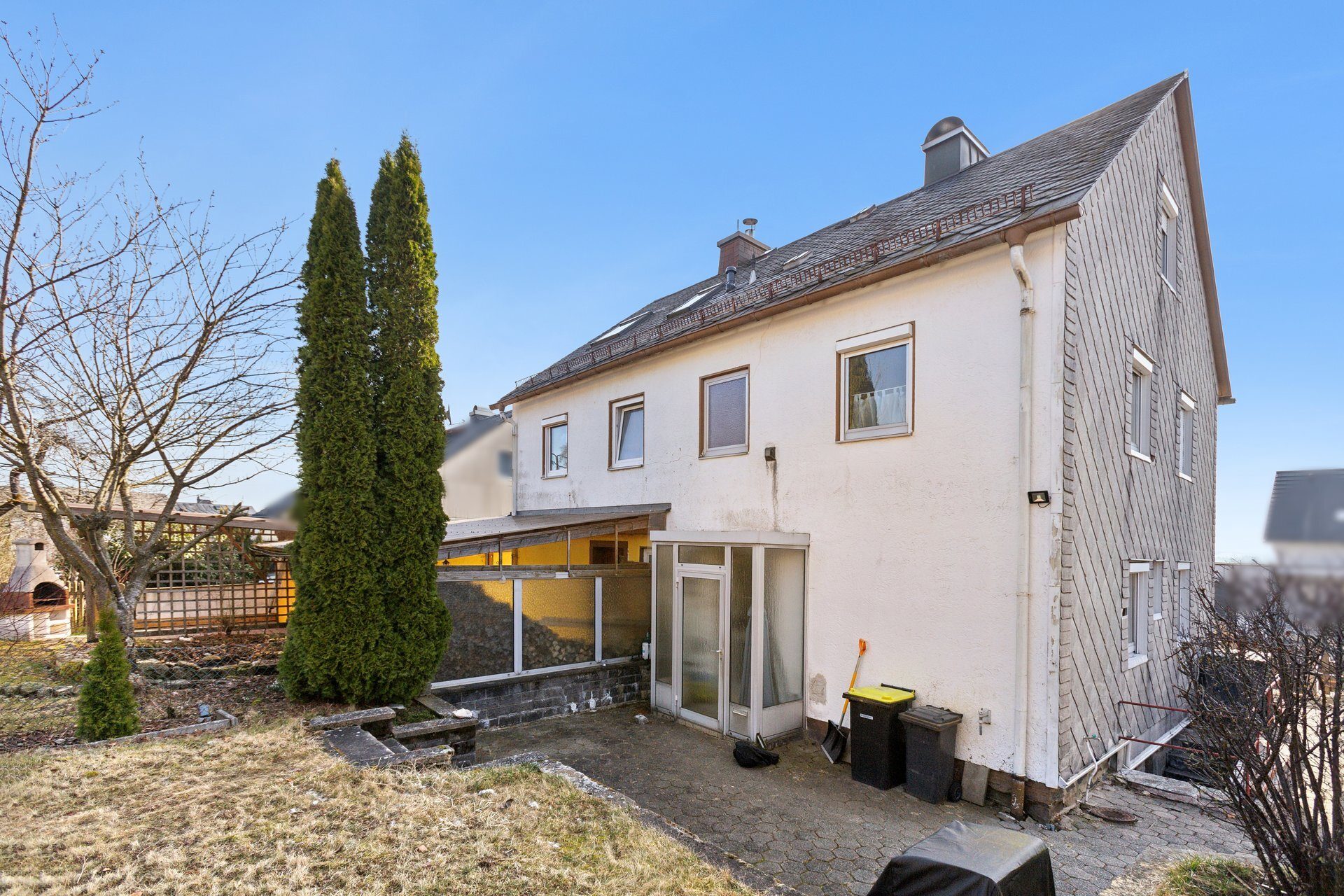 Immobilienangebot - Helmbrechts - Häuser - Vermietete DHH in kinderfreundlicher Lage