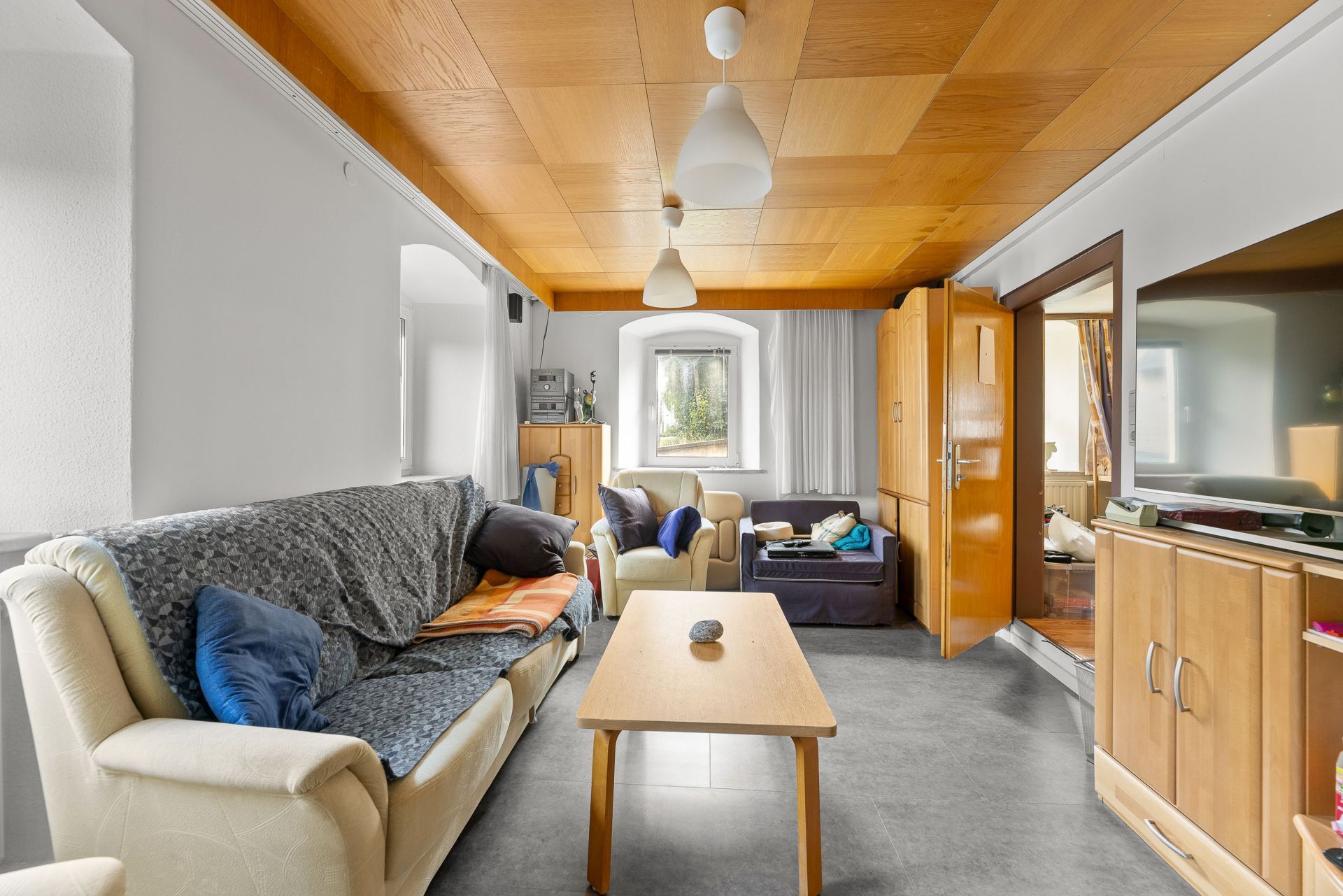Immobilienangebot - Schwarzenbach am Wald - Häuser - Renovierte DHH mit viel Wohn-Nutzfläche