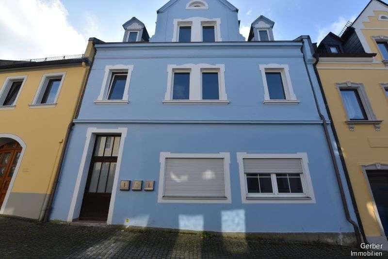 Immobilienangebot - Lichtenberg - Investment - MFH: Wegen Auswanderung gegen Gebot zu verkaufen.