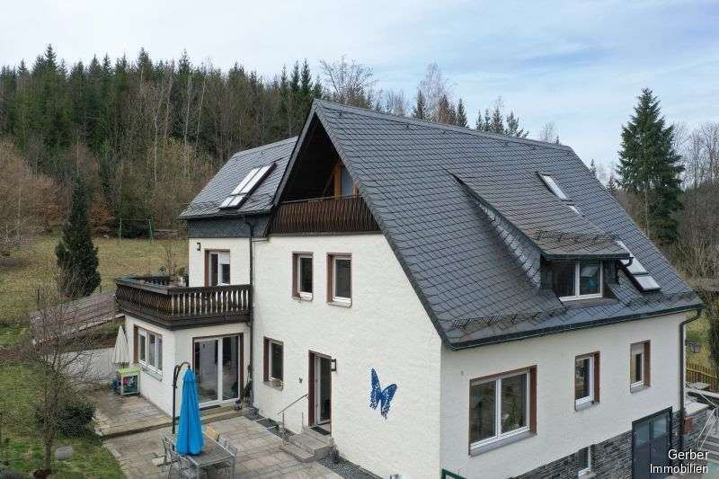 Immobilienangebot - Naila - Häuser - Charmantes, neu renoviertes Haus am Waldrand