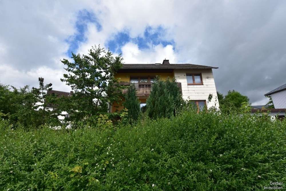 Immobilienangebot - Bad Steben / Obersteben - Investment - Ein- bis Dreifamilienhaus in schöner, ruhiger Lage