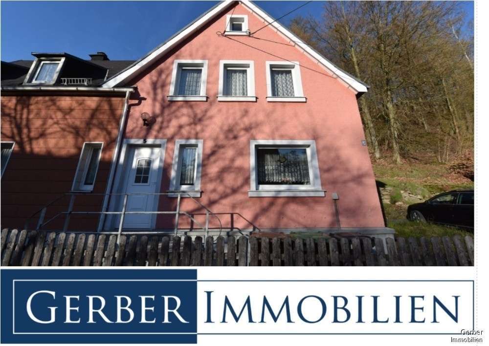 Immobilienangebot - Naila / Hölle - Häuser - ***Reserviert****    Für Handwerker: Kleines Haus mit vielen Zimmern - 100 Meter vom Wandergebiet