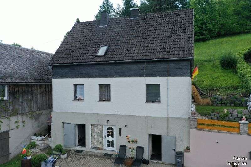 Immobilienangebot - Tettau-Langenau - Häuser - Nettes Einfamilienhaus mit viel Platz und schönes Aussicht