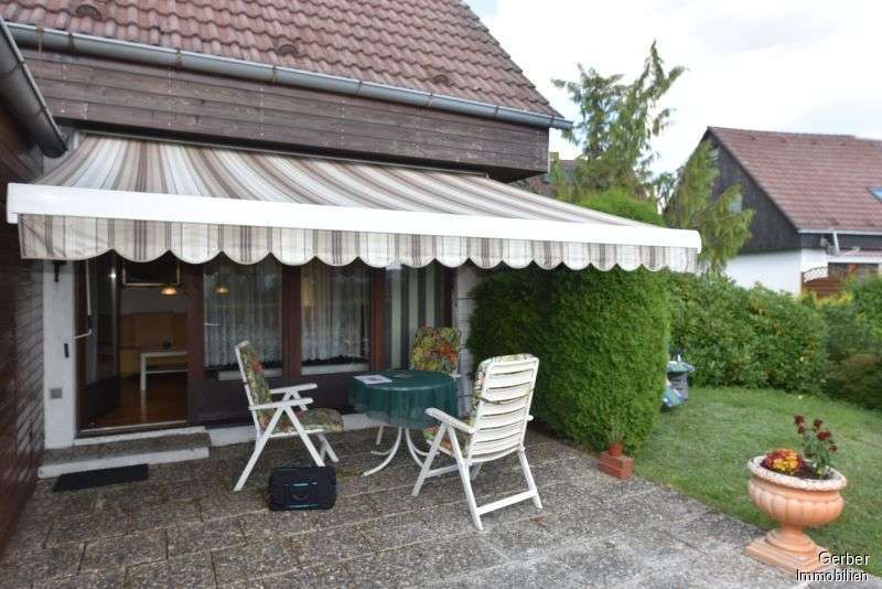 Immobilienangebot - Schwarzenbach am Wald / Bernstein am Wald - Häuser - Sofort einziehen: sehr schönes Häuschen mit toller Aussicht