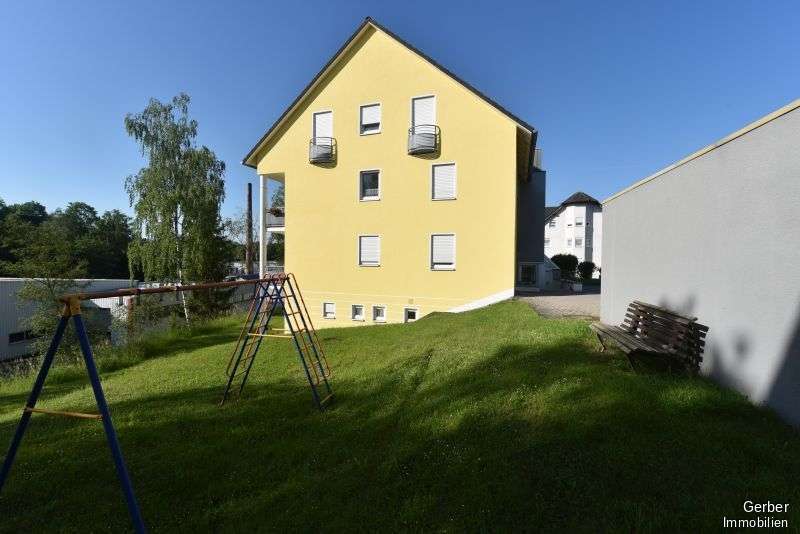 Immobilienangebot - Selbitz - Alle - WOHNUNG ZUM WOHLFÜHLEN ODER VERMIETEN