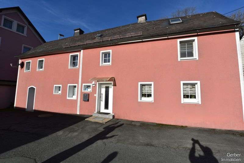 Immobilienangebot - Selbitz / Neuhaus - Häuser - Bezahlbares Häuschen mit schönem Garten
