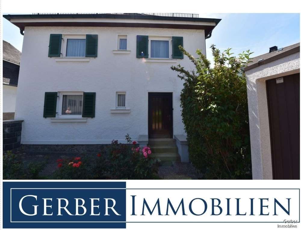 Immobilienangebot - Selbitz - Häuser - Doppelhaushälfte mit Garage in ruhiger Lage