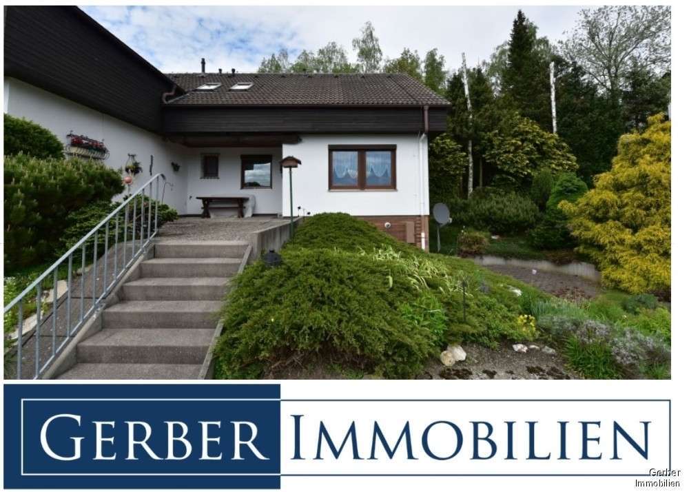 Immobilienangebot - Berg Eisenbühl - Häuser - ***Verkauft***  Schönes Häuschen mit Panoramablick, traumhaften Garten