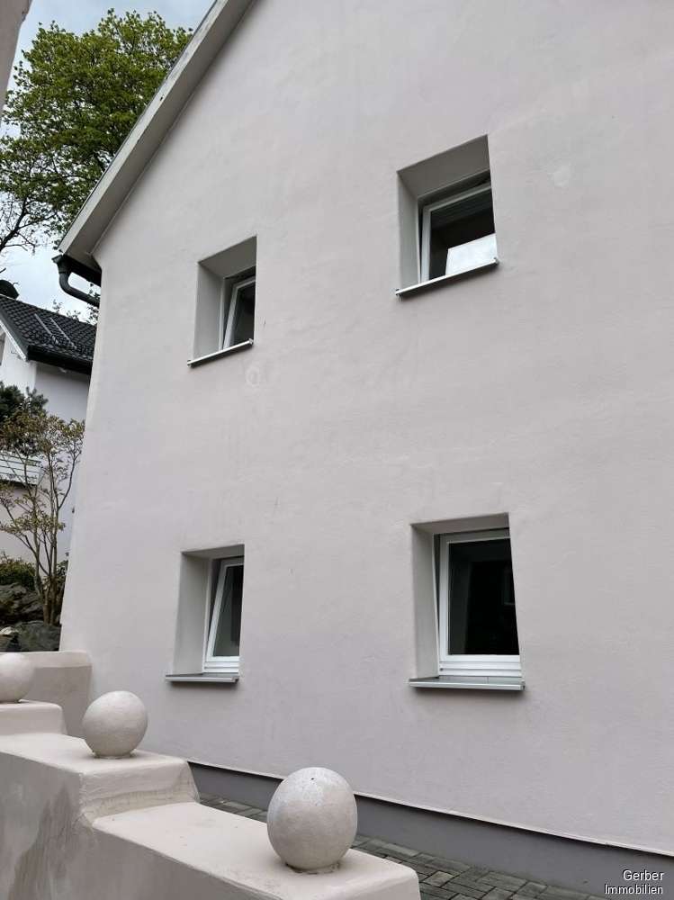 Immobilienangebot - Issigau - Häuser - Kleines Haus mit neuem Dach und Wärmedämmung