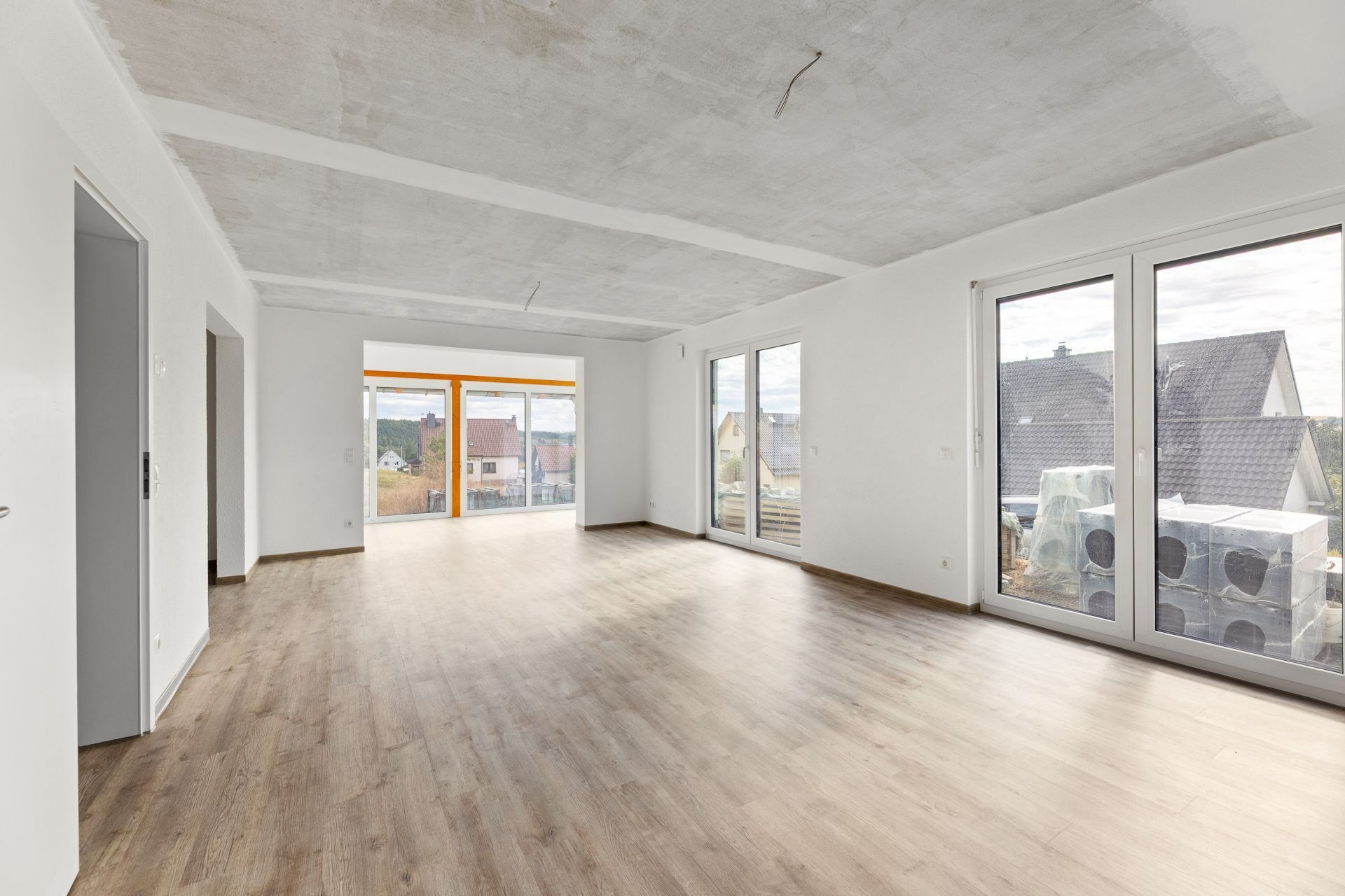 Immobilienangebot - Saalburg-Ebersdorf - Häuser - Zu vermieten: Neubau Erstbezug, Fußbodenheizung