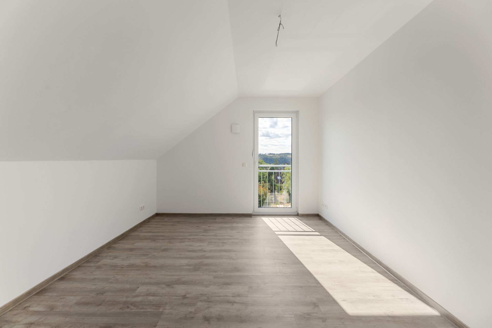 Immobilienangebot - Saalburg-Ebersdorf - Häuser - Zu vermieten: Neubau Erstbezug, Fußbodenheizung