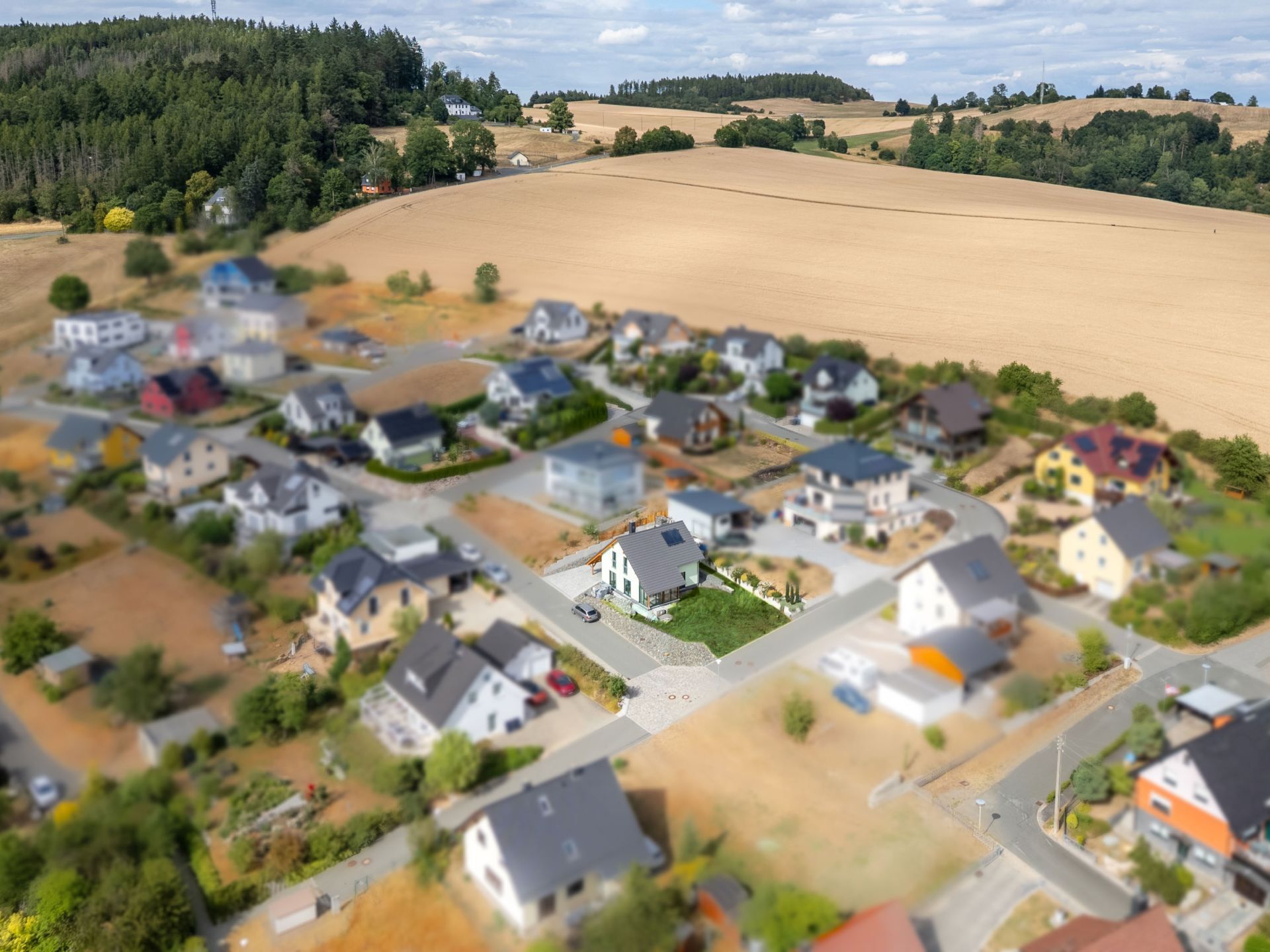 Immobilienangebot - Saalburg-Ebersdorf - Häuser - Zu vermieten: Neubau Erstbezug, Fußbodenheizung