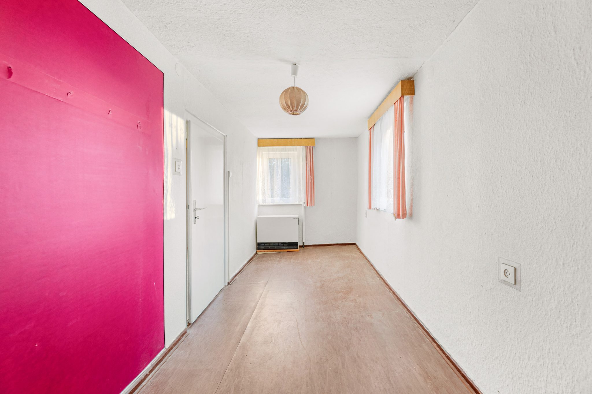 Immobilienangebot - Gefell - Häuser - Bauernhaus mit großer Scheune