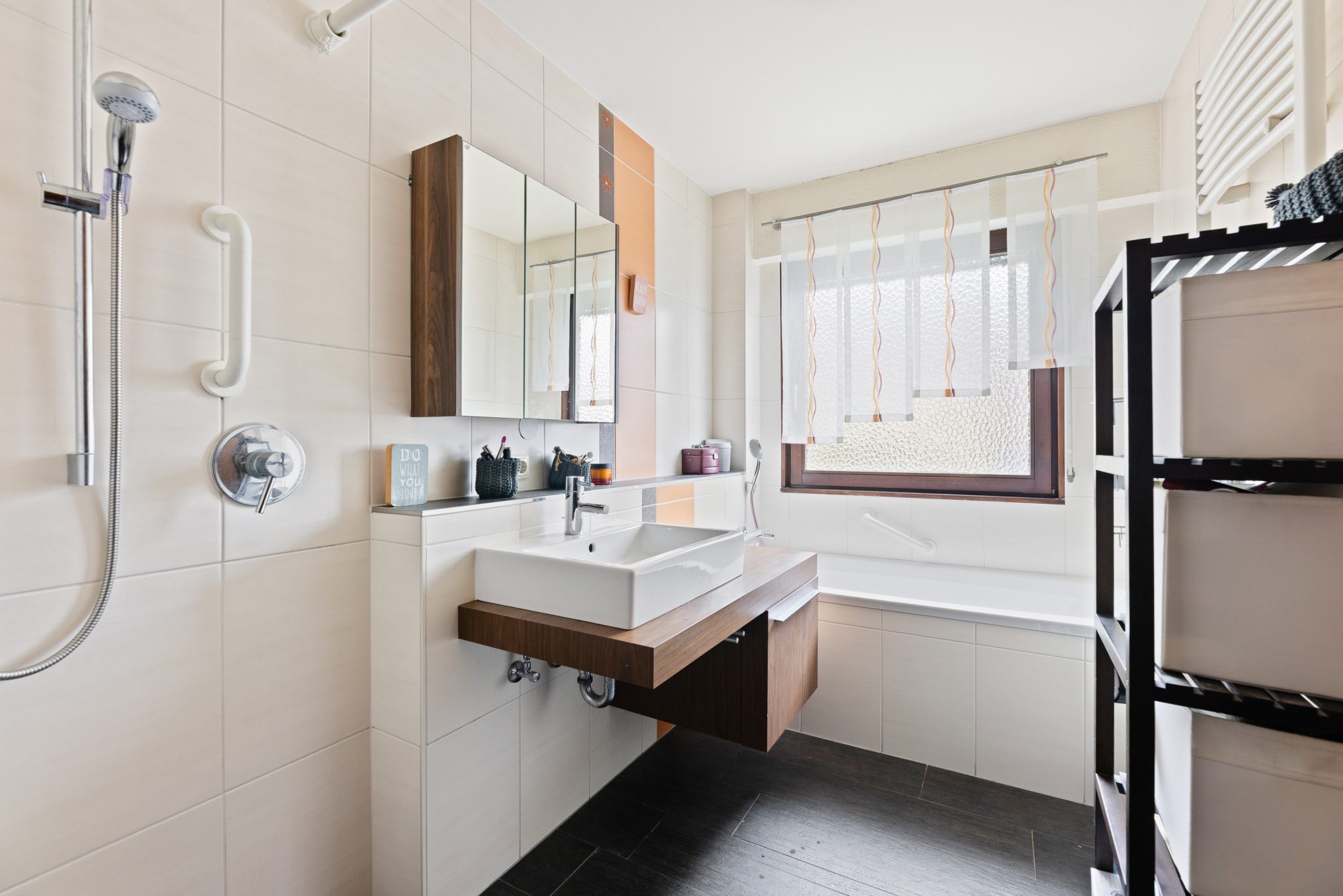Immobilienangebot - Selbitz - Häuser - Familienglück: Dachgeschoss neu ausgebaut (Erstbezug)
