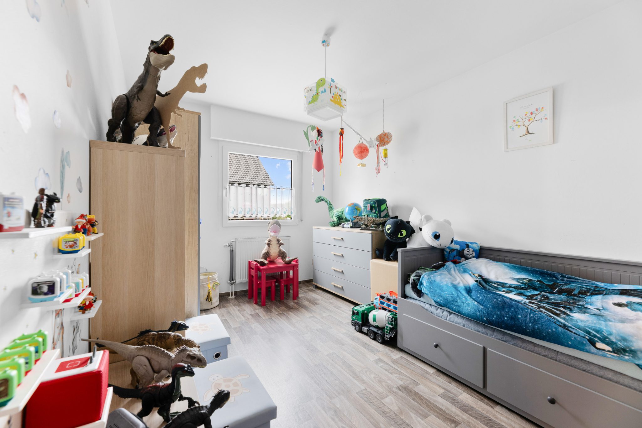 Immobilienangebot - Selbitz - Häuser - Familienglück: Dachgeschoss neu ausgebaut (Erstbezug)