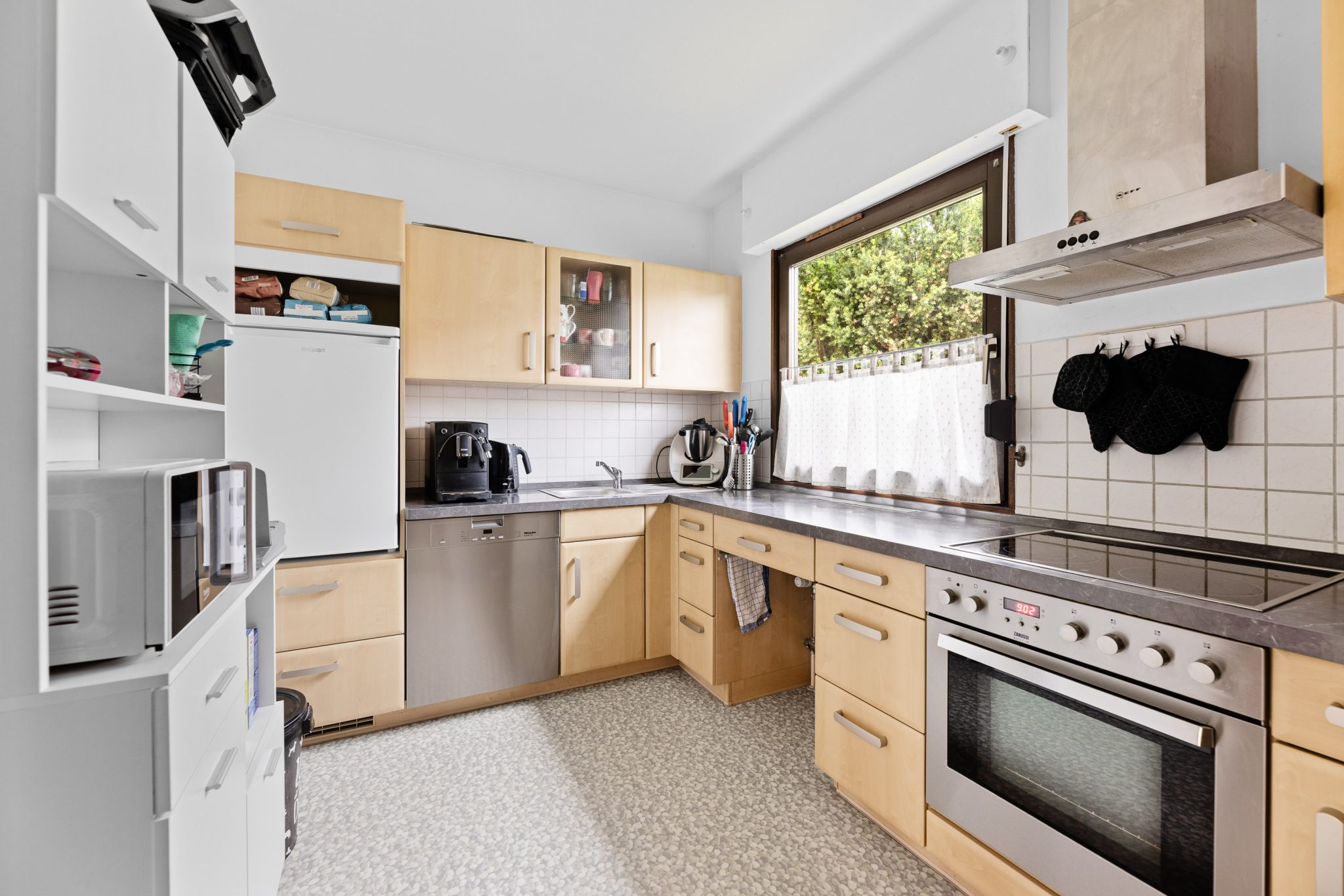 Immobilienangebot - Selbitz - Häuser - Familienglück: Dachgeschoss neu ausgebaut (Erstbezug)
