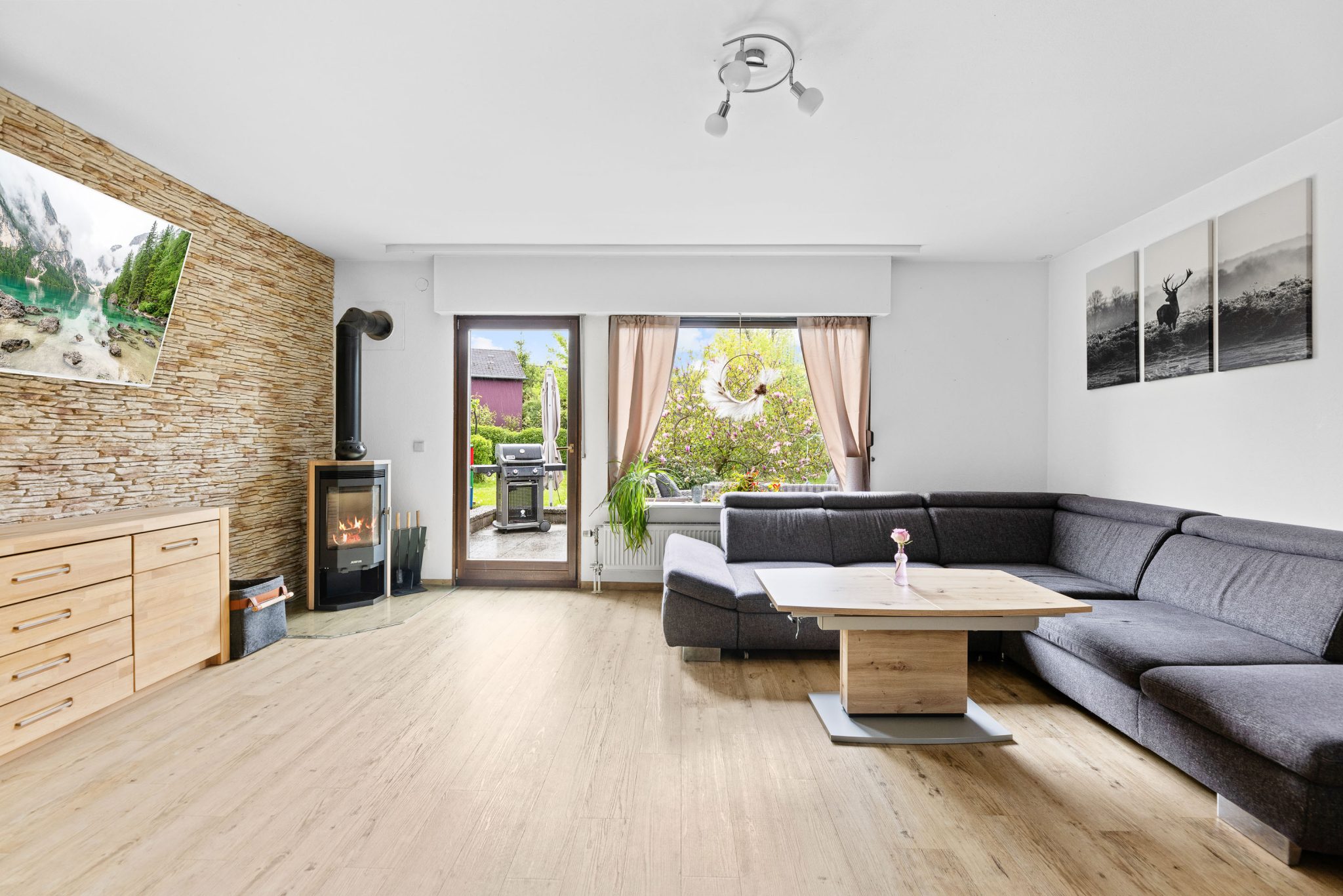 Immobilienangebot - Selbitz - Häuser - Familienglück: Dachgeschoss neu ausgebaut (Erstbezug)
